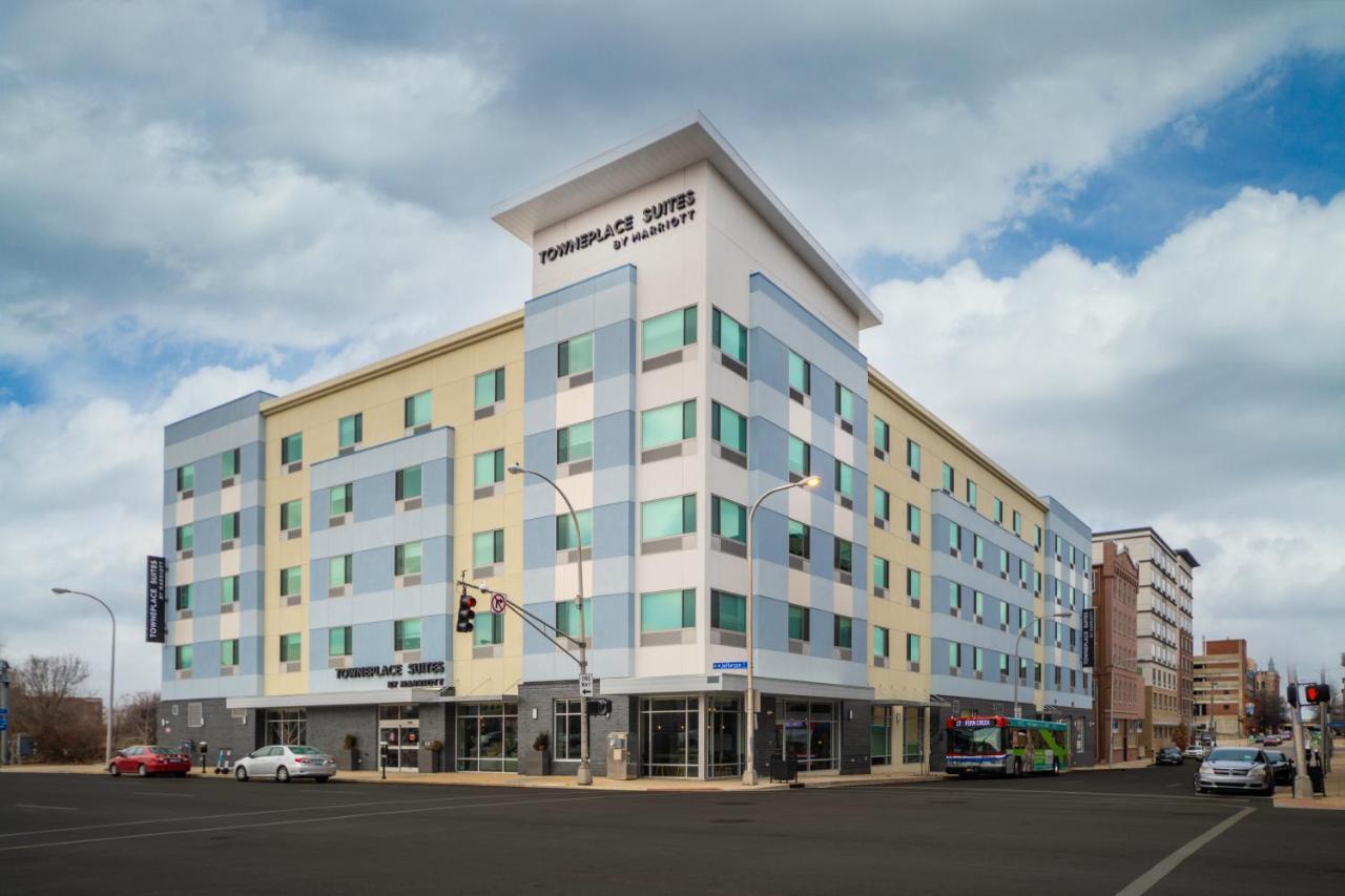 Towneplace Suites By Marriott Louisville Downtown Eksteriør billede